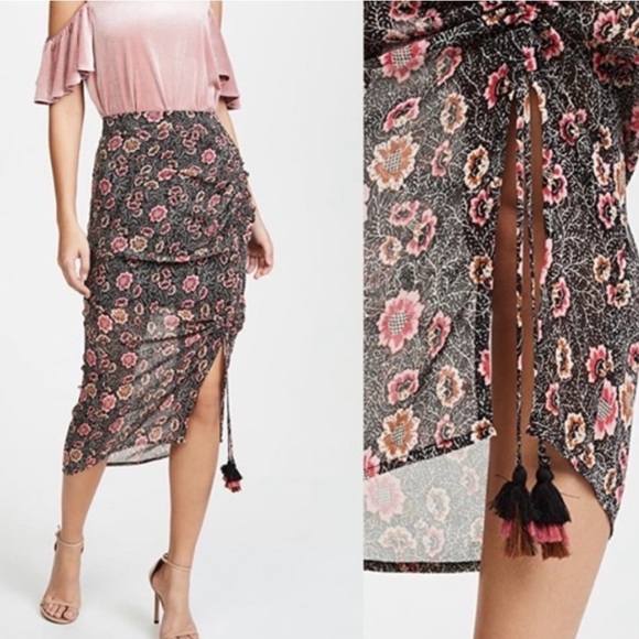 Rebecca Minkoff Dresses & Skirts - Rebecca Minkoff Romy Black Floral Print Ruched Skirt with Tassels Sz 10